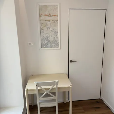 Quiet With Garden + Parking