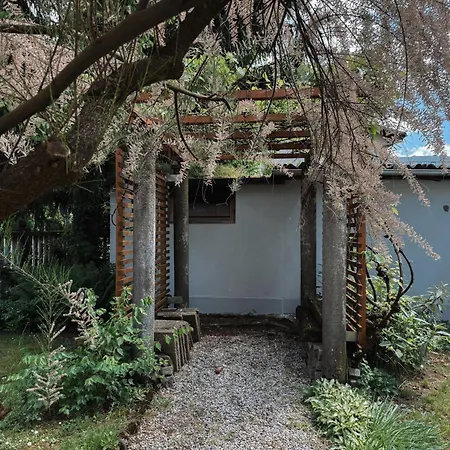 Apartma Quiet With Garden + Parking *